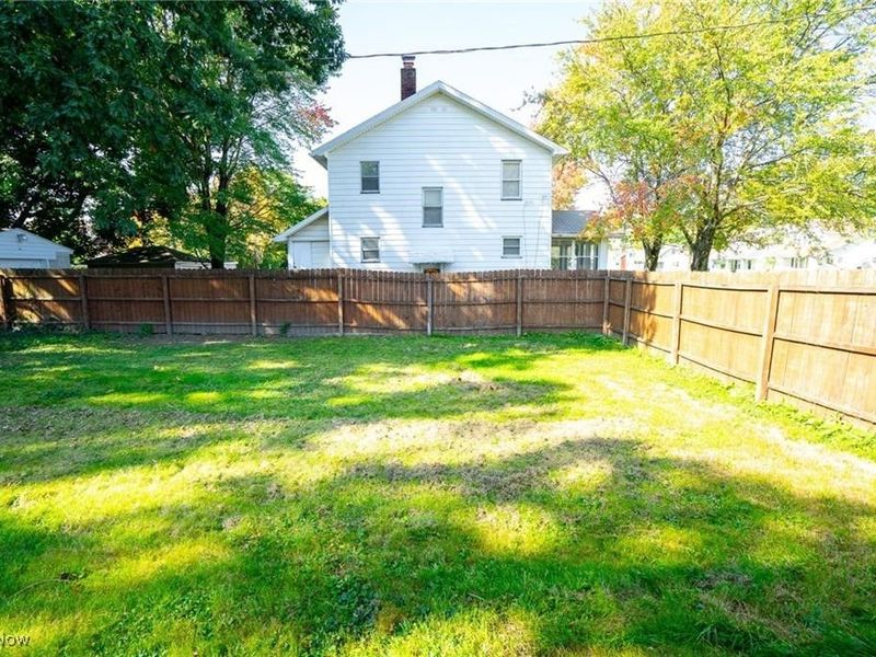 359 Potomac Avenue, Youngstown, OH 44507 Photo 4