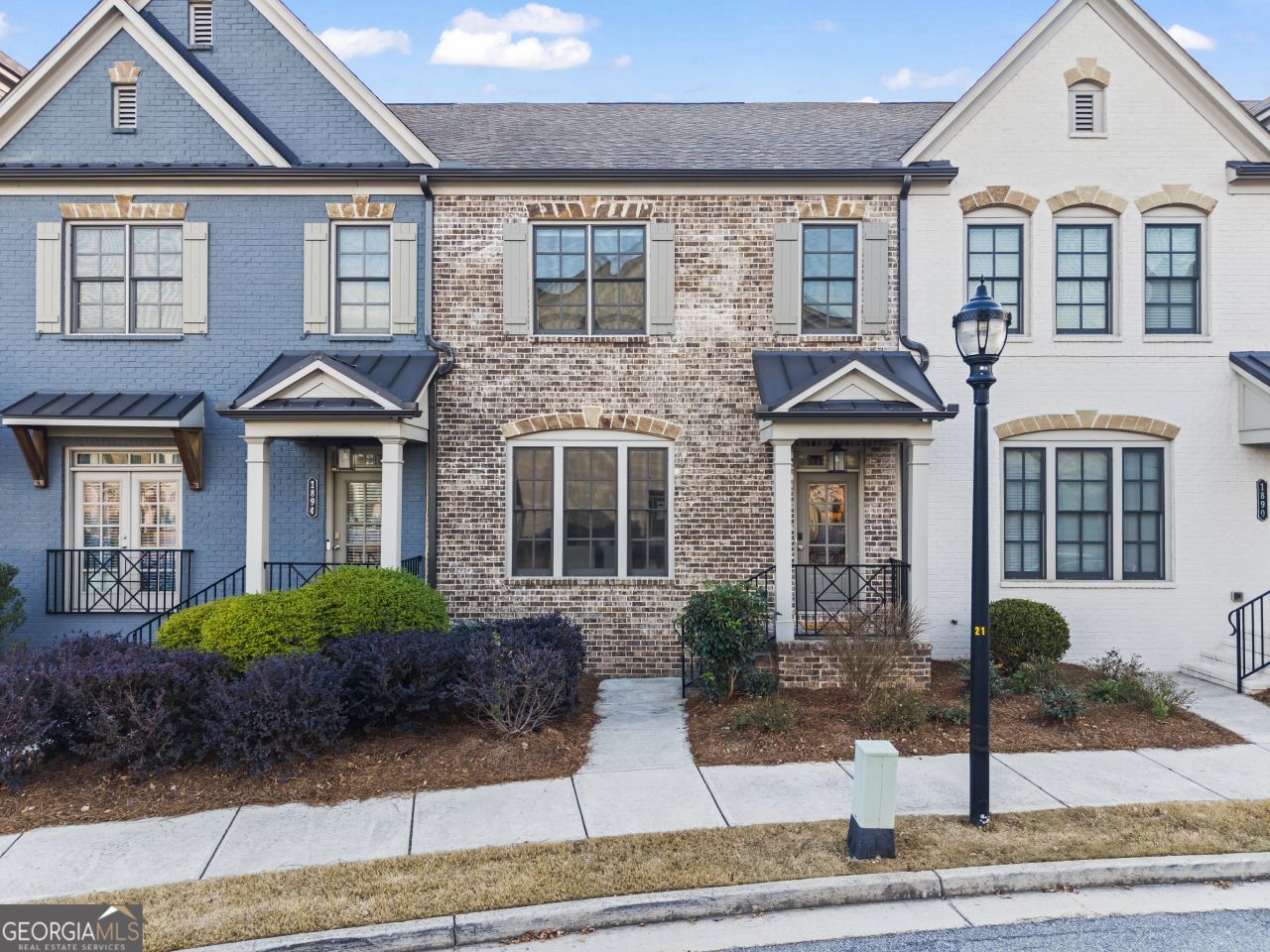 1892 Skyfall Circle Ne, Brookhaven, GA 30319 Main Photo