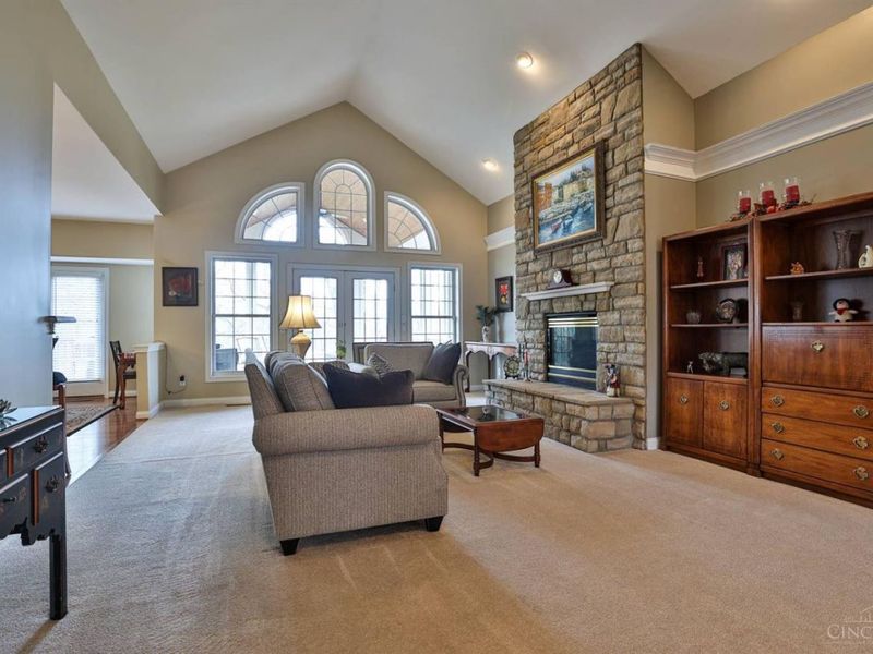 885 Southerness Drive, Pierce Twp, OH 45245 Photo 6