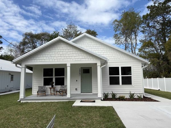2867 N Seventh St, St Augustine, FL 32084