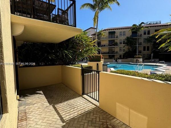 55 Merrick Way, Unit 505, Coral Gables, FL 33134
