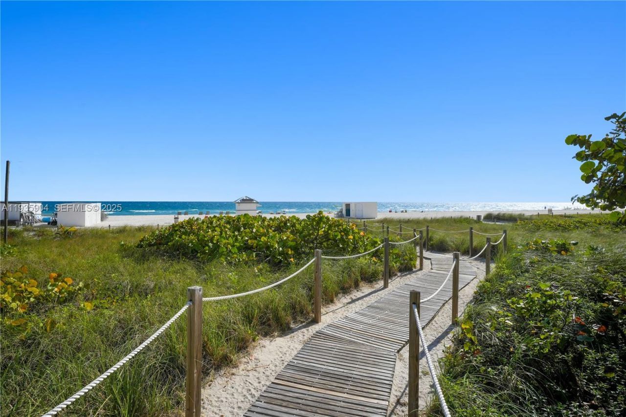 5875 Collins Ave, Unit 1003, Miami Beach, FL 33140 Photo