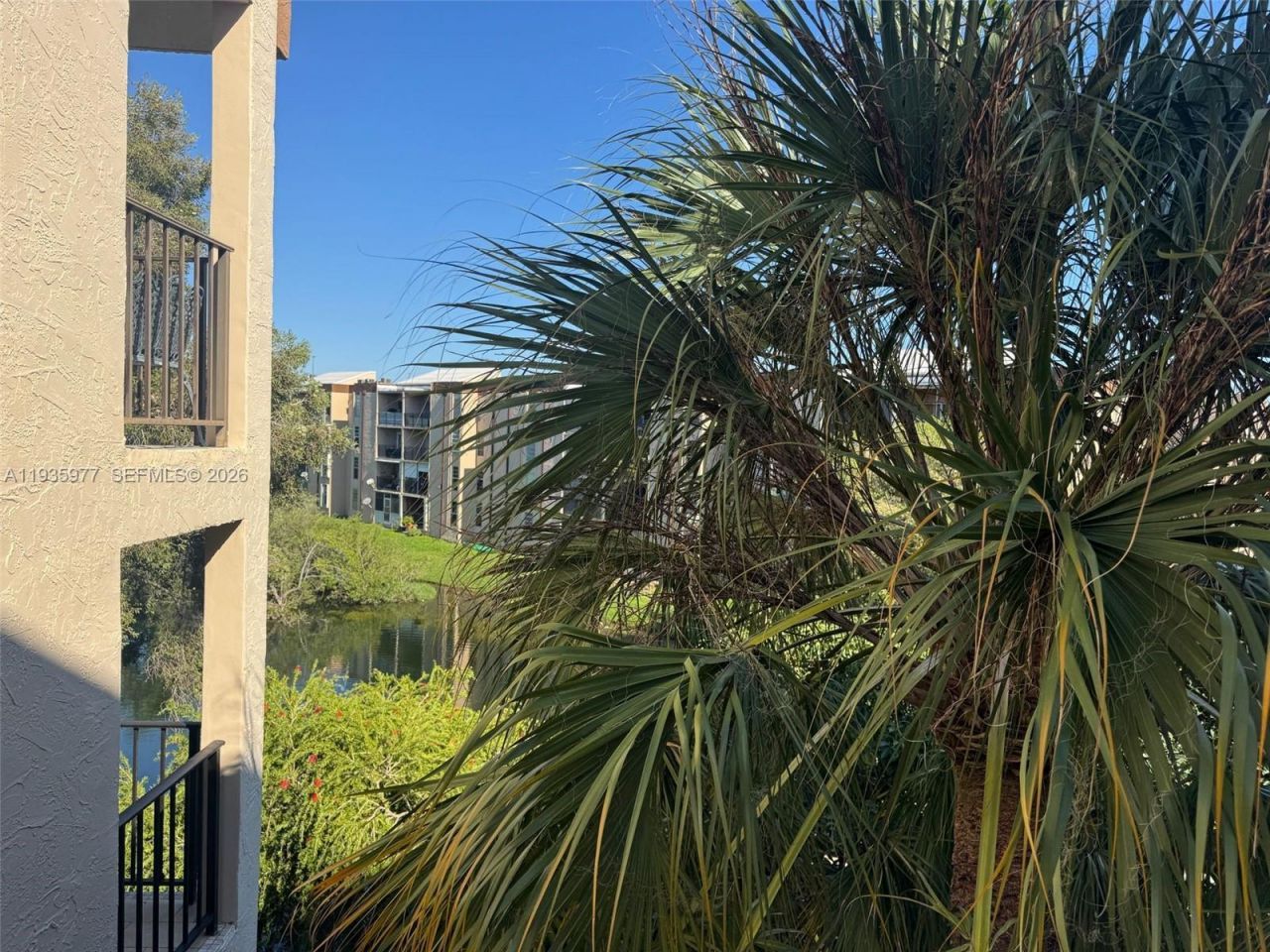 8897 Fontainebleau Blvd, Unit 408, Miami, FL 33172 Photo