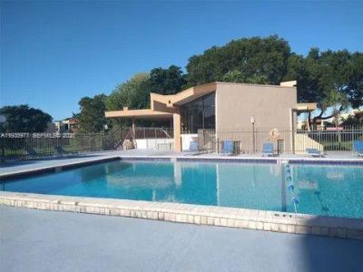 8897 Fontainebleau Blvd, Unit 408, Miami, FL 33172 Photo