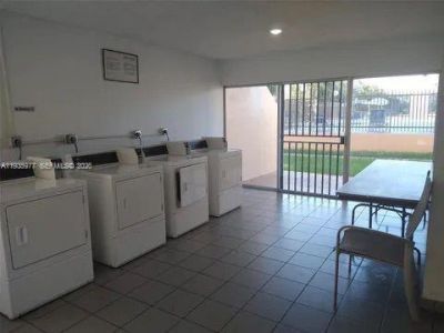 8897 Fontainebleau Blvd, Unit 408, Miami, FL 33172 Photo