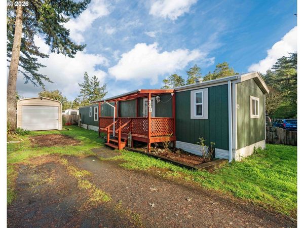 67624 SPINREEL RD, Unit 34B, North Bend, OR 97459