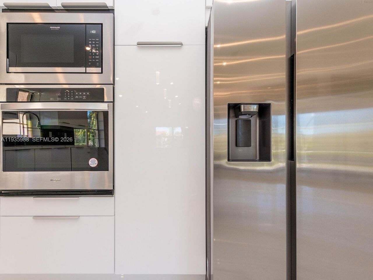 381 Cameron Dr, Weston, FL 33326 Photo