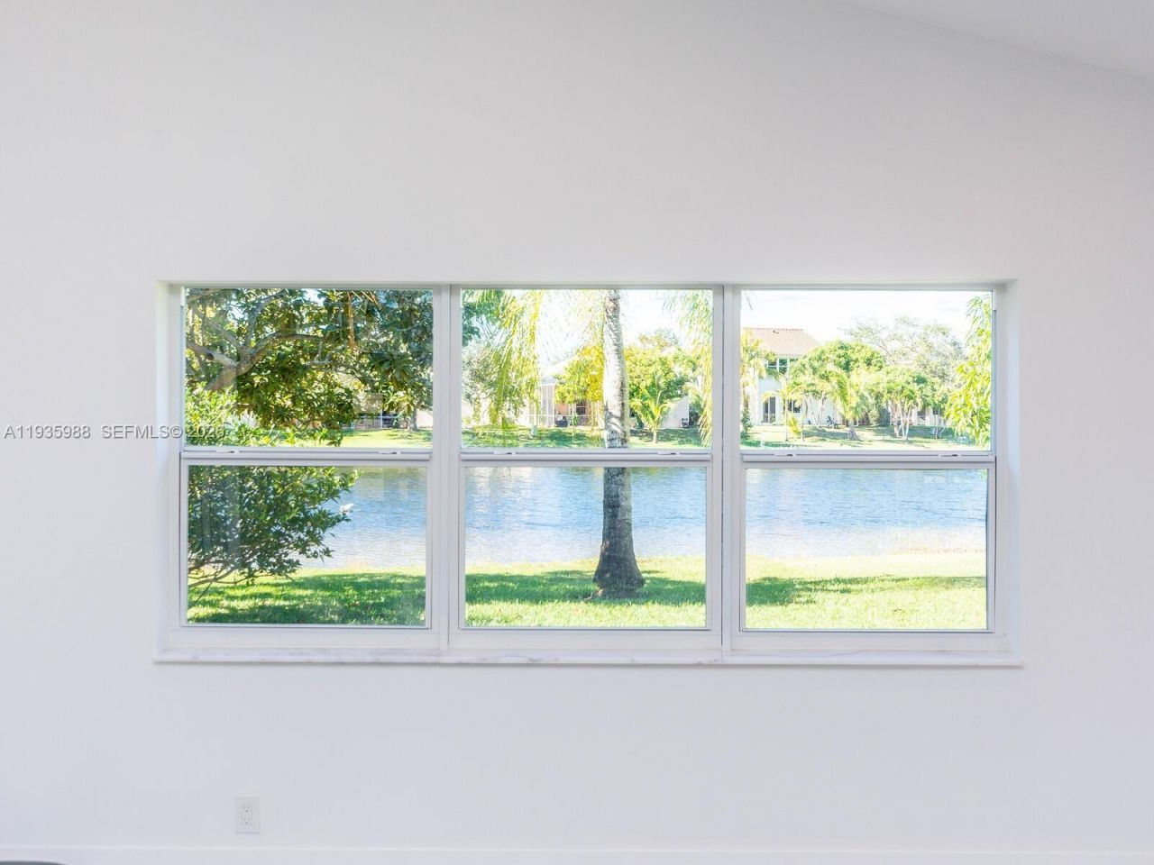 381 Cameron Dr, Weston, FL 33326 Photo