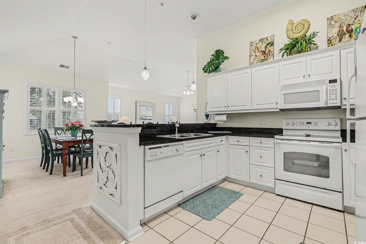 601 Hillside Dr. N Photo 10