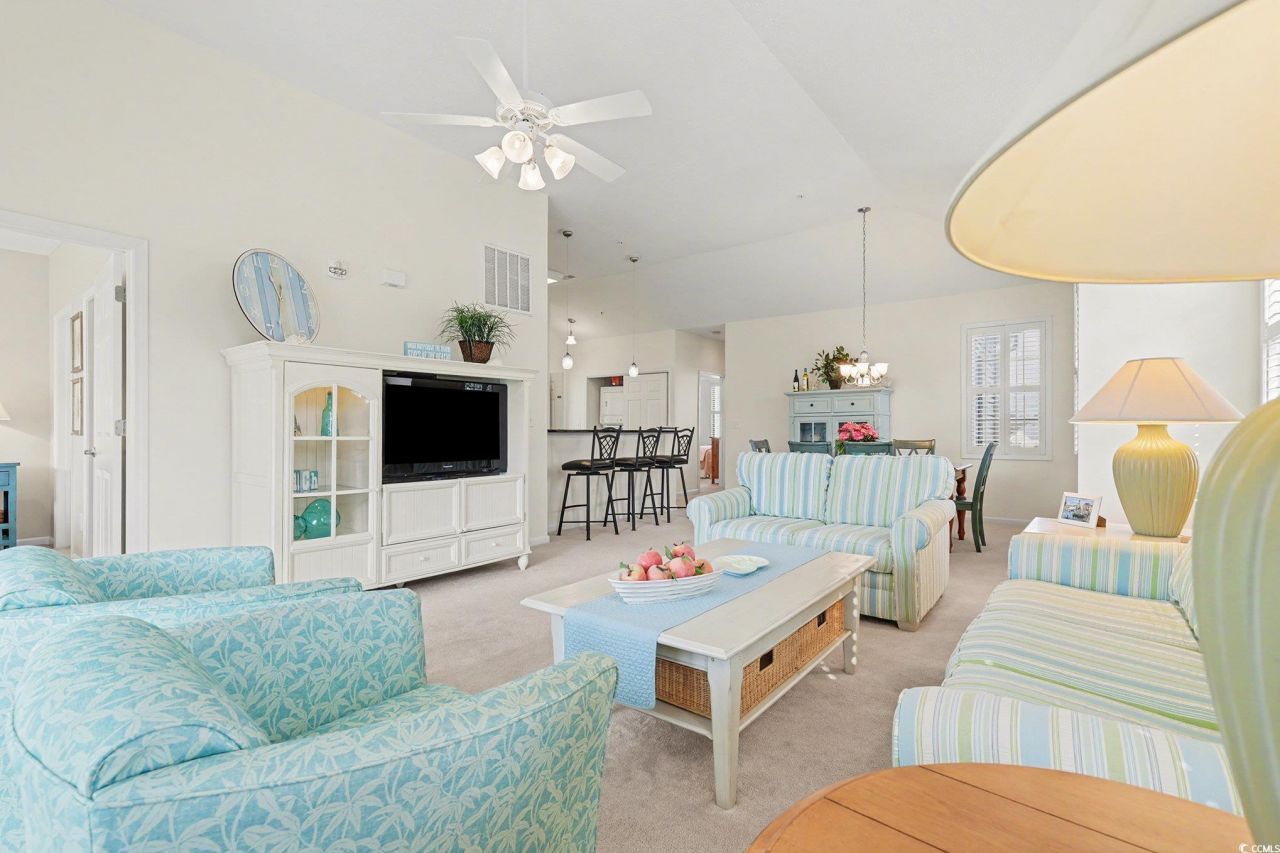 601 Hillside Dr. N Photo 6