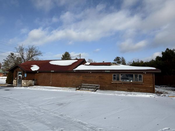 1507 E M-72 Highway, Grayling, MI 49738
