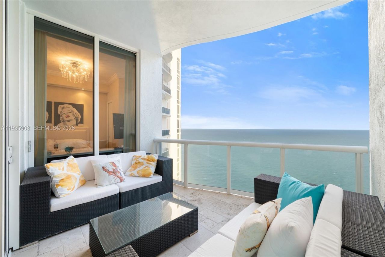 16001 Collins Ave, Unit 3906, Sunny Isles Beach, FL 33160 Photo