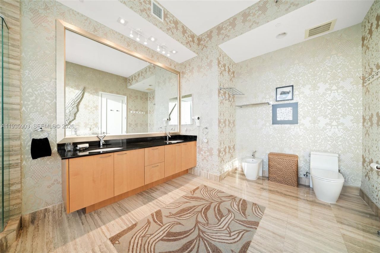 16001 Collins Ave, Unit 3906, Sunny Isles Beach, FL 33160 Photo