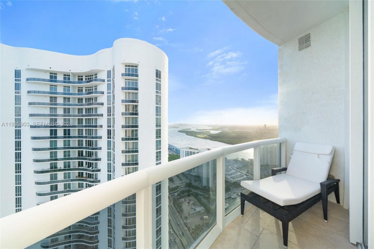 16001 Collins Ave, Unit 3906, Sunny Isles Beach, FL 33160 Photo
