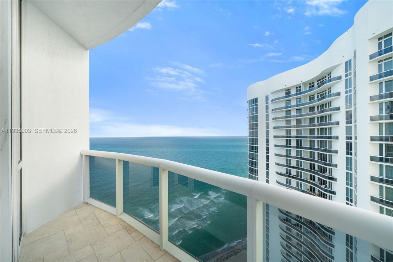 16001 Collins Ave, Unit 3906, Sunny Isles Beach, FL 33160 Photo