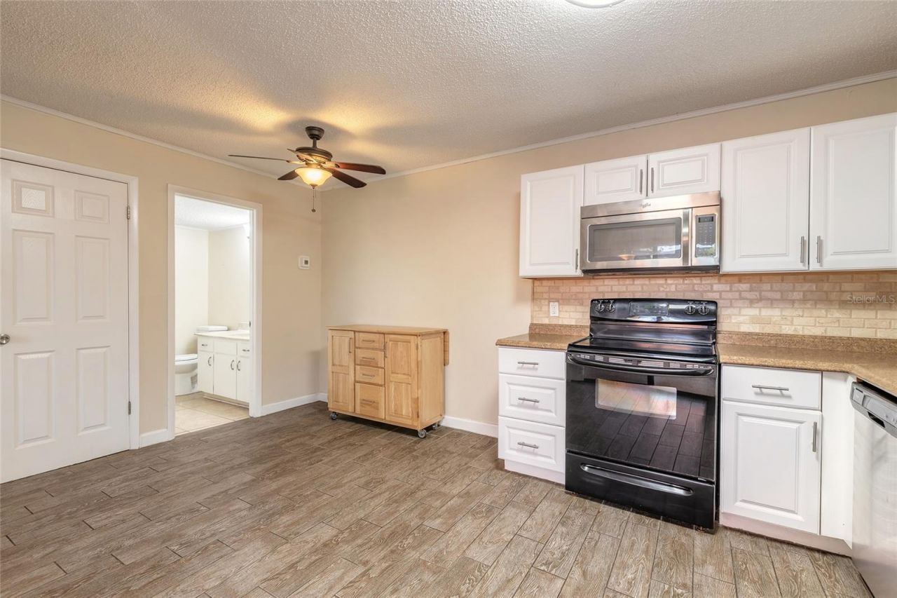 3824 Saxon Drive, New Smyrna Beach, FL 32169 Photo