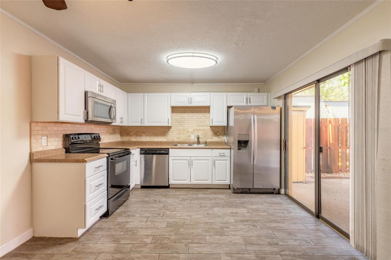 3824 Saxon Drive, New Smyrna Beach, FL 32169 Photo