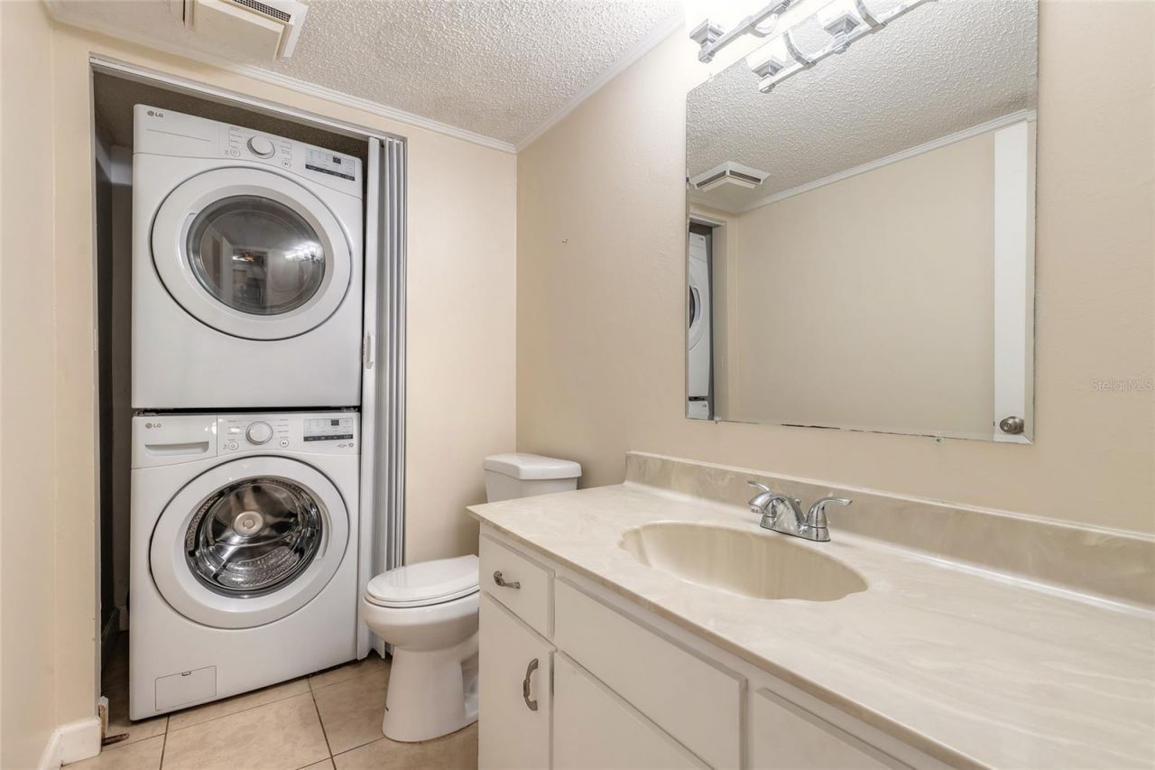 3824 Saxon Drive, New Smyrna Beach, FL 32169 Photo