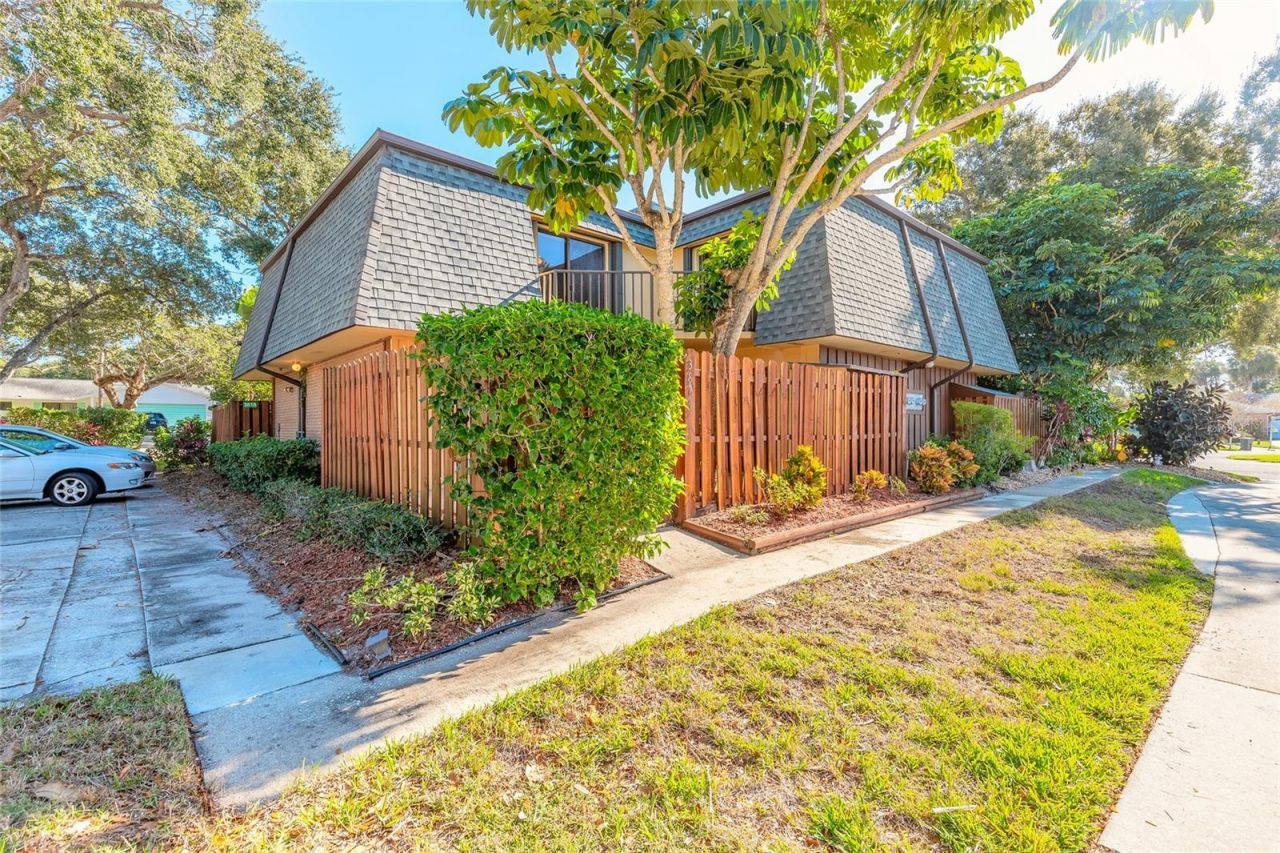 3824 Saxon Drive, New Smyrna Beach, FL 32169 Photo