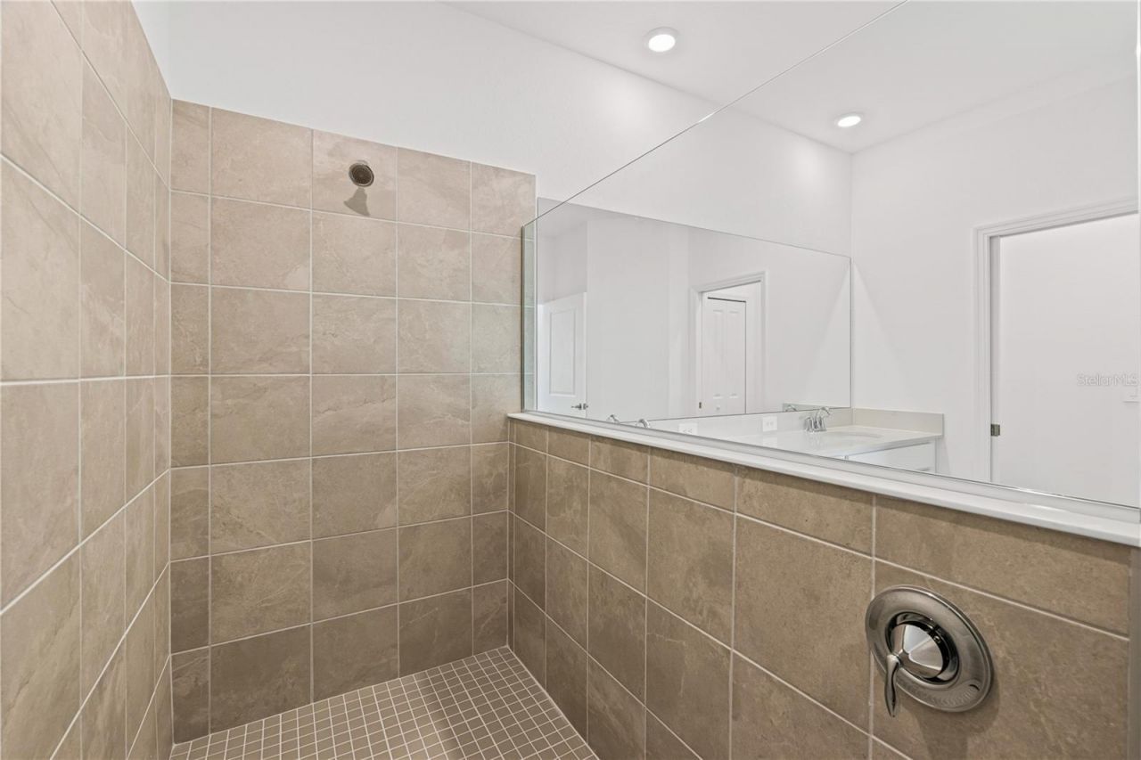 5608 Summit Pointe Circle, Unit 103, Bradenton, FL 34210 Photo