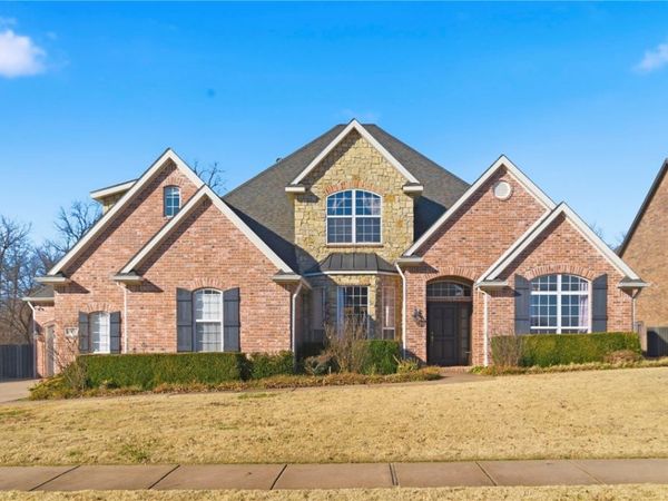 6715 Shadow Valley Road, Rogers, AR 72758