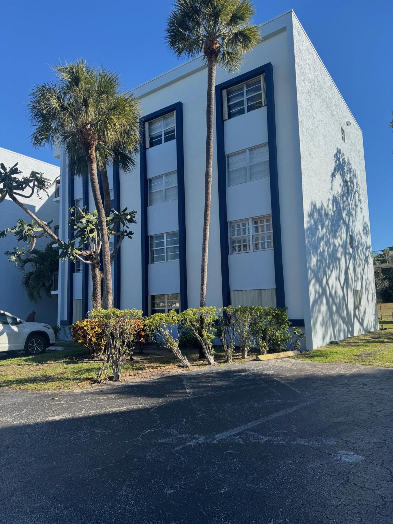 6300 NW 2nd Avenue, Unit 201, Boca Raton, FL 33487 Photo