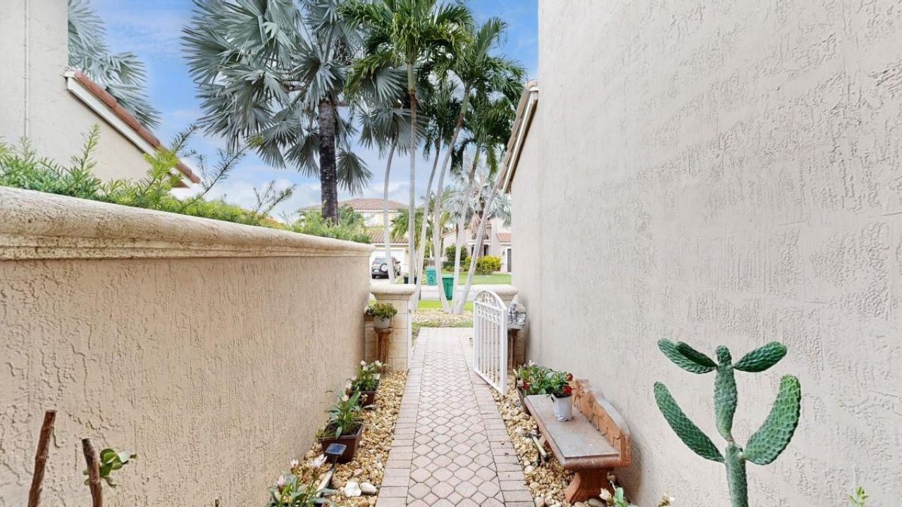 14666 SW 132nd Court, Miami, FL 33186 Photo