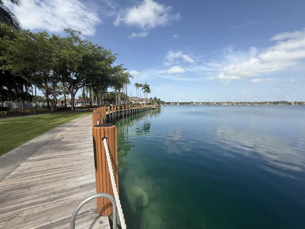 14666 SW 132nd Court, Miami, FL 33186 Photo