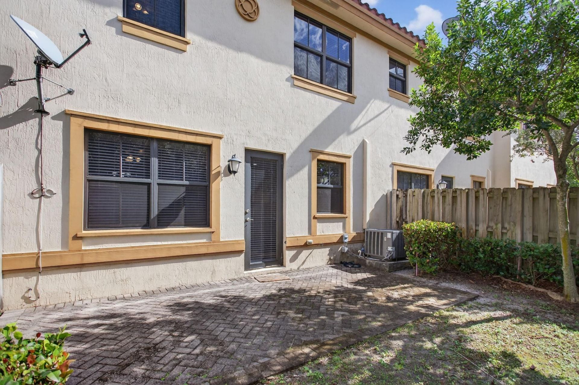 8435 Blue Cove Way, Unit 8435, Parkland, FL 33076 Photo