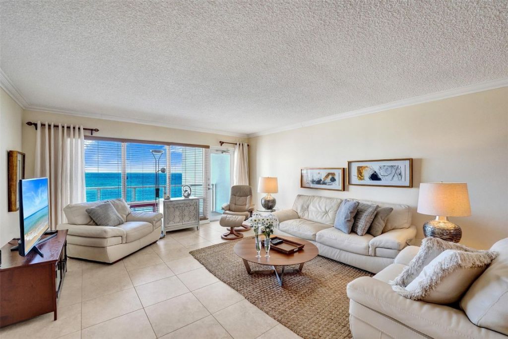 111 N Pompano Beach Blvd, Unit 1213, Pompano Beach, FL 33062 Photo