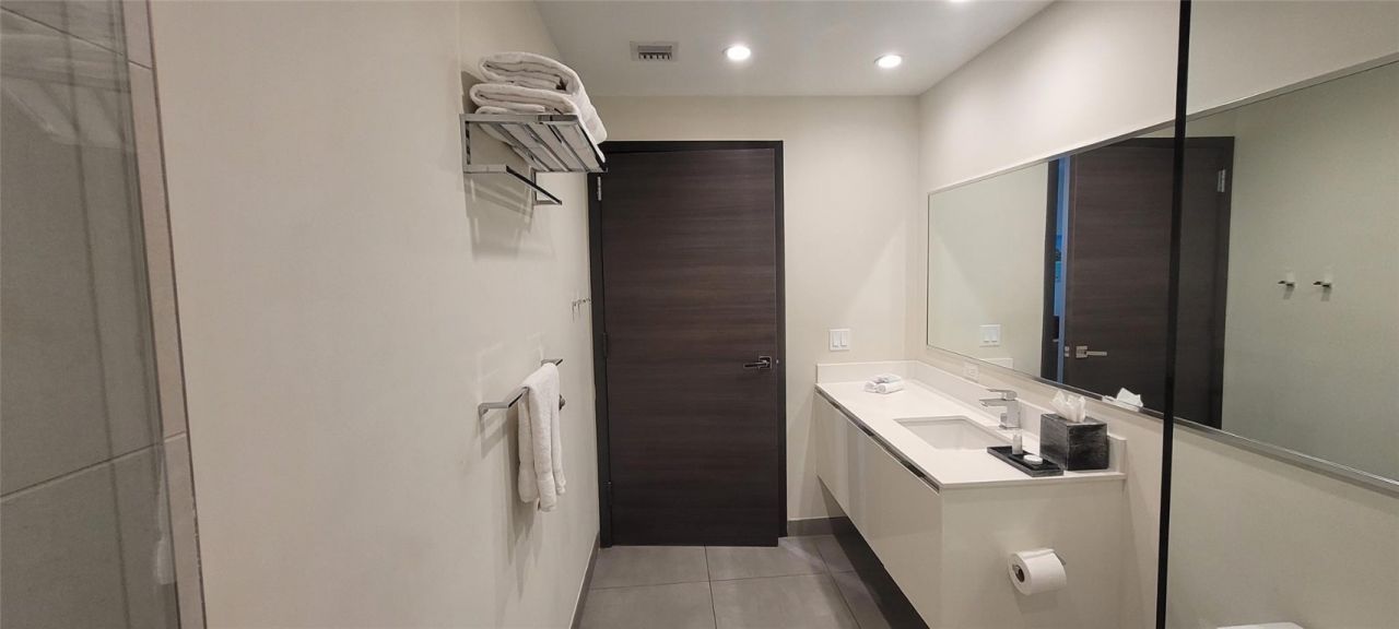 777 N Ocean Drive, Unit N533, Hollywood, FL 33019 Photo