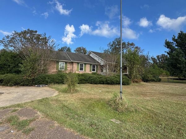 1439 Greensboro Rd, Eupora, MS 39744