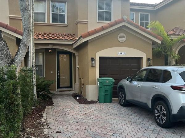 10872 SW 89th St, Unit 10872, Miami, FL 33176