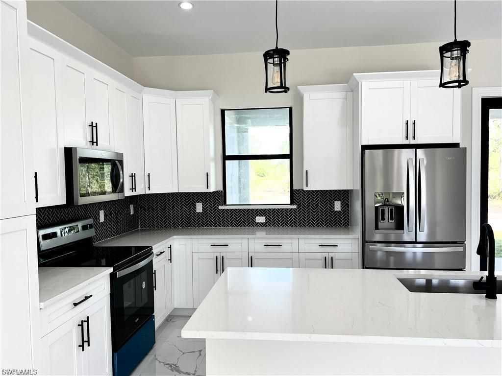 4437 60th Ave Ne, Naples, FL 34120 Photo