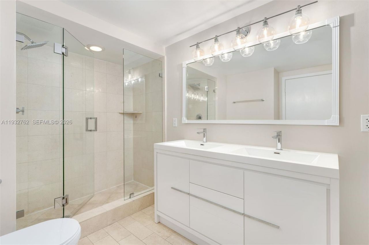 1111 SW 1st Ave, Unit 721-N, Miami, FL 33130 Photo