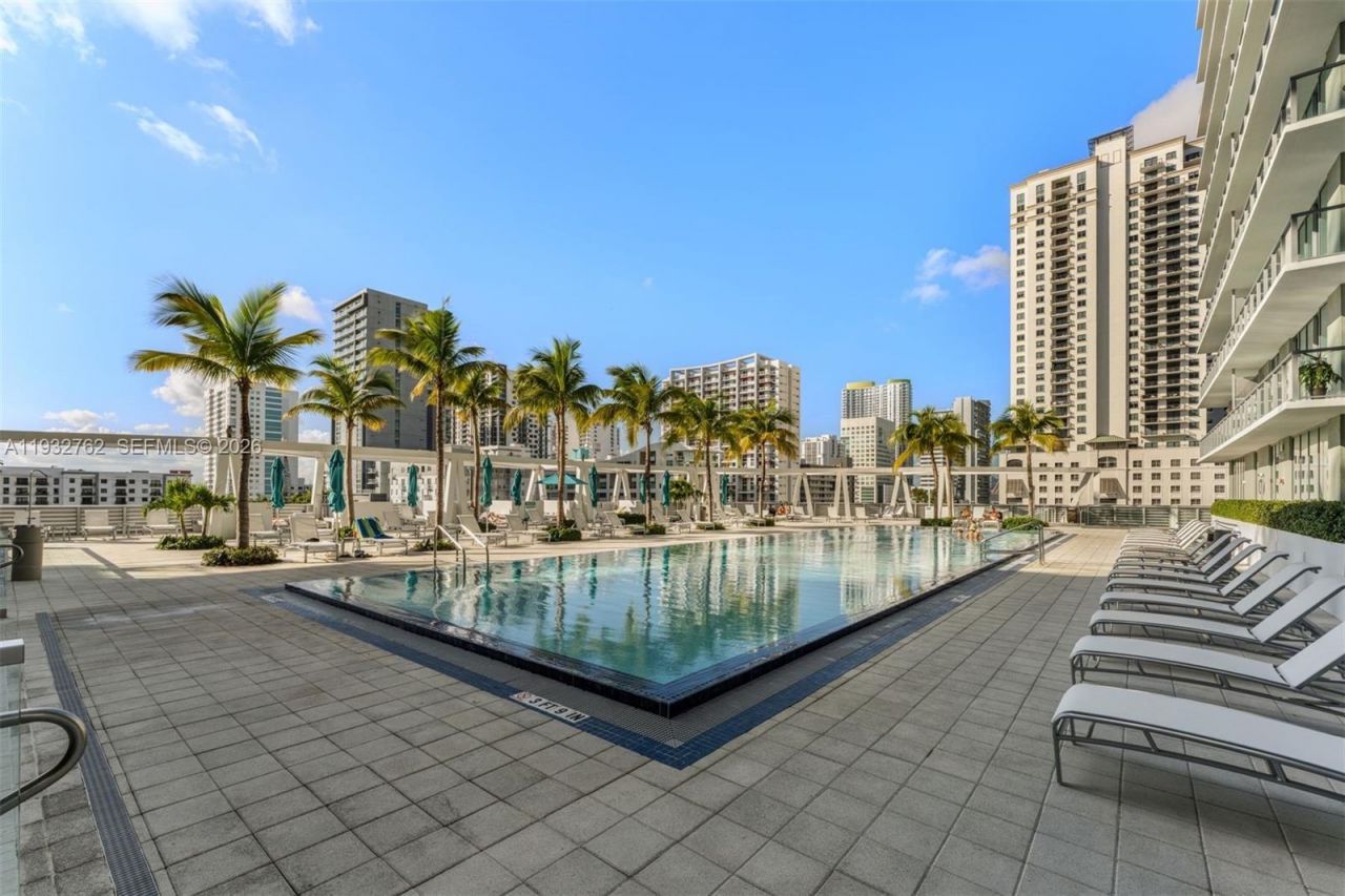 1111 SW 1st Ave, Unit 721-N, Miami, FL 33130 Photo