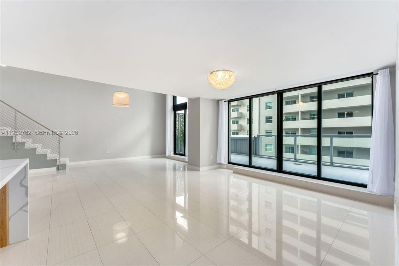 1111 SW 1st Ave, Unit 721-N, Miami, FL 33130 Photo