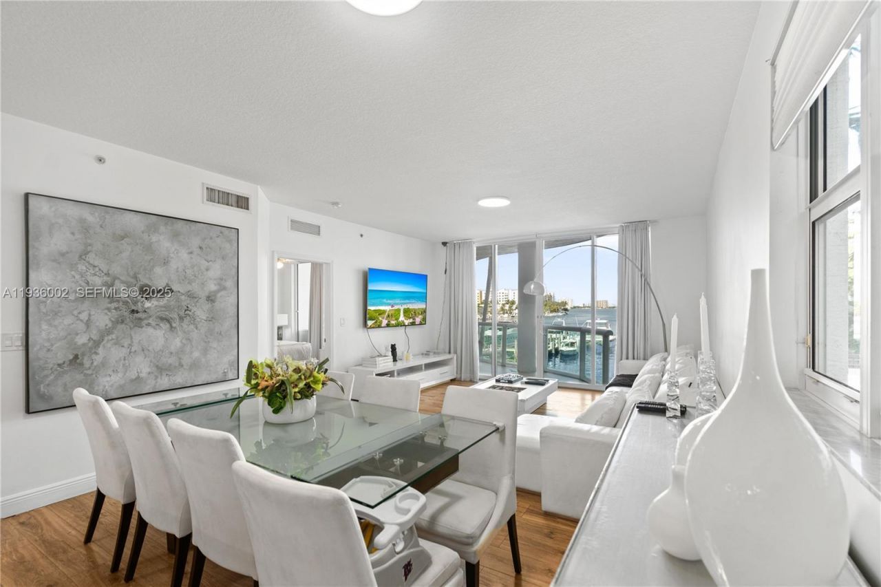 7918 Harbor Island Dr, Unit 212, North Bay Village, FL 33141 Photo