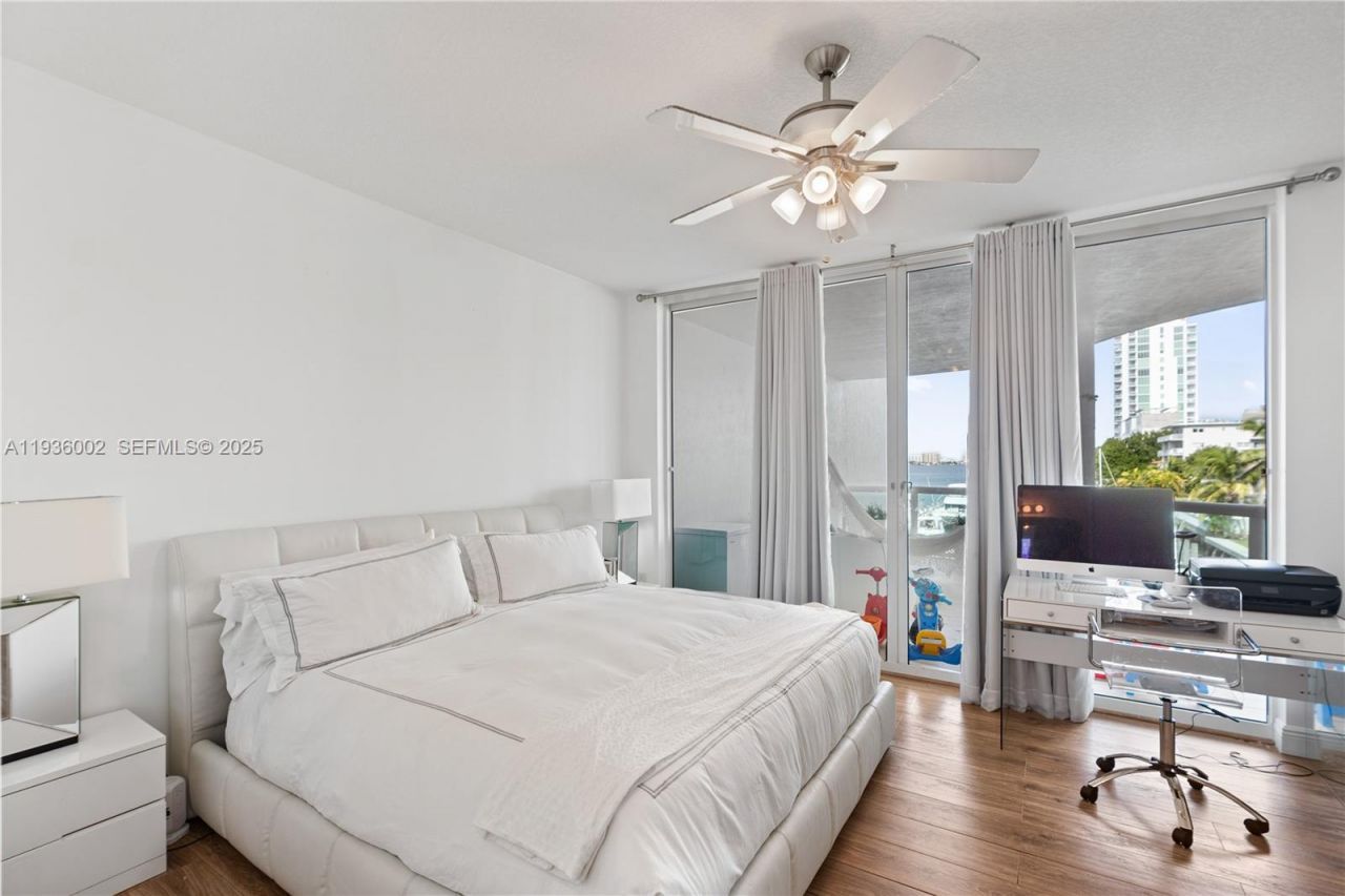 7918 Harbor Island Dr, Unit 212, North Bay Village, FL 33141 Photo