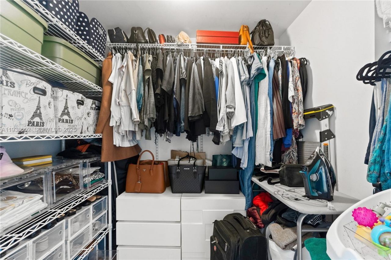 7918 Harbor Island Dr, Unit 212, North Bay Village, FL 33141 Photo