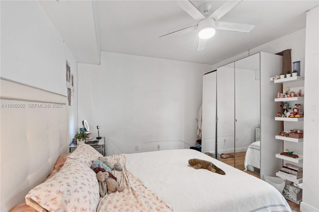 7918 Harbor Island Dr, Unit 212, North Bay Village, FL 33141 Photo