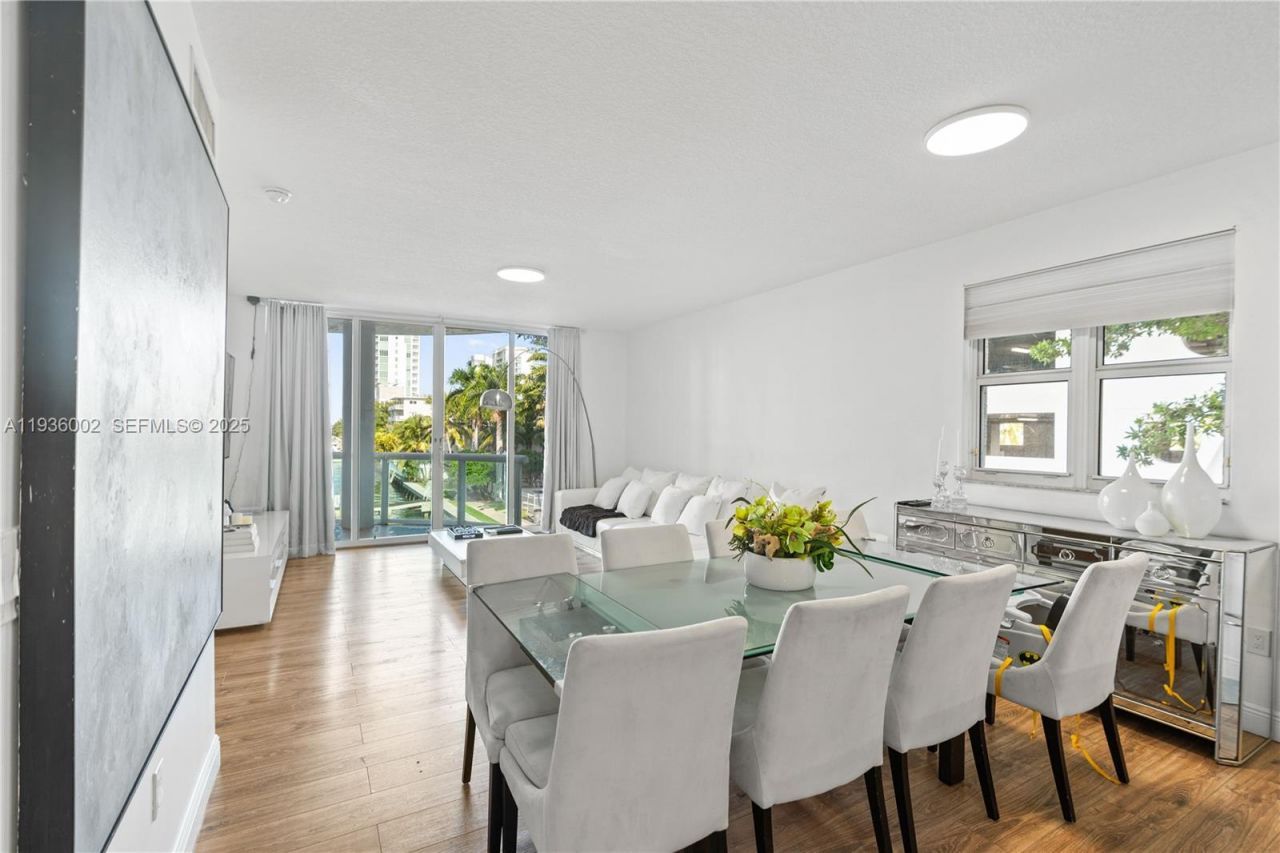 7918 Harbor Island Dr, Unit 212, North Bay Village, FL 33141 Photo