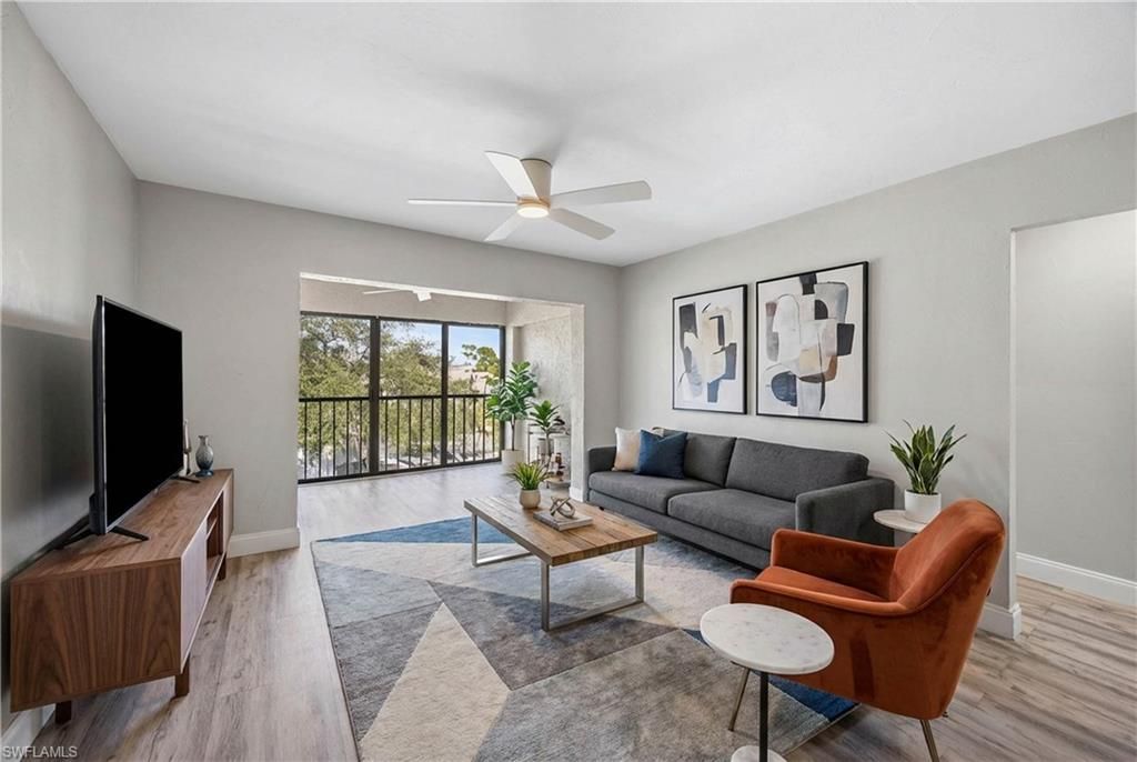 228 Fox Glen Dr, Unit 3310, Naples, FL 34104 Photo