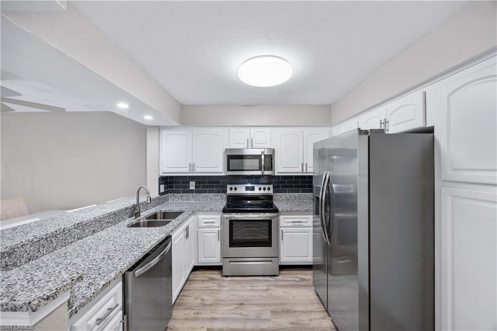 228 Fox Glen Dr, Unit 3310, Naples, FL 34104 Photo