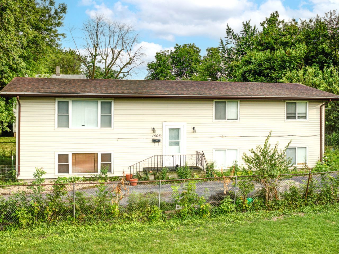 1605 S Desplaines Street, Joliet, IL 60436 Main Photo