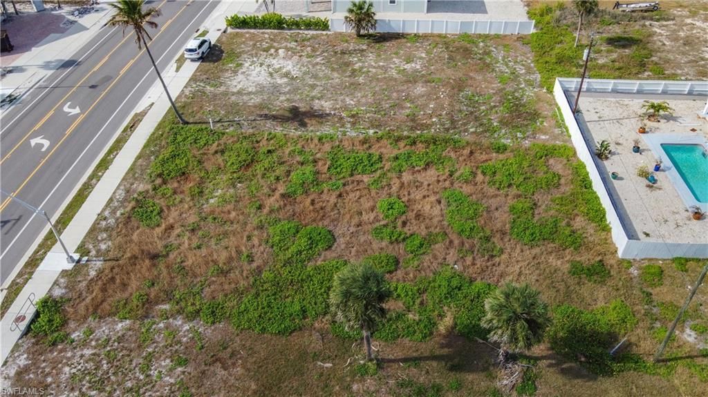 8033 Estero Blvd, Fort Myers Beach, FL 33931 Photo