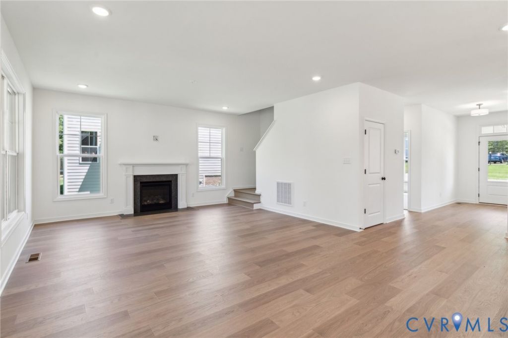 18219 Well house Terrace Moseley, VA 23120