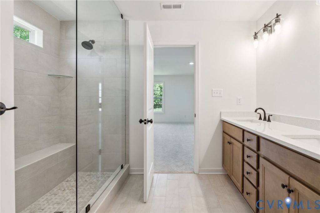 18219 Well house Terrace Moseley, VA 23120