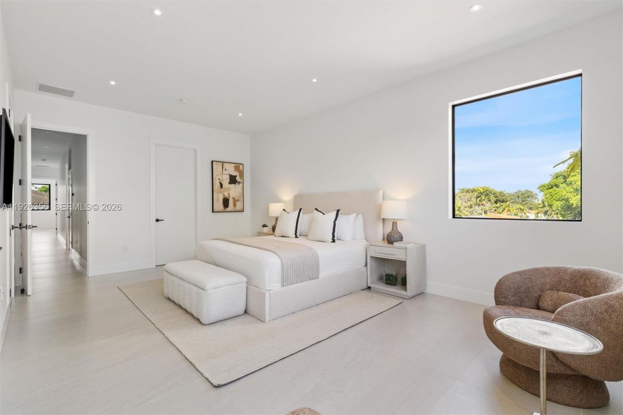 2785 SW 34th Ave , Miami, FL 33133 Photo