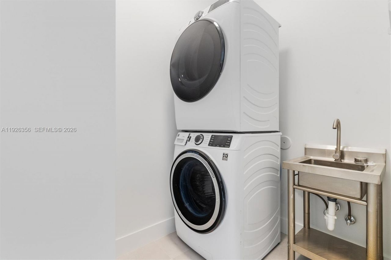 2785 SW 34th Ave , Miami, FL 33133 Photo